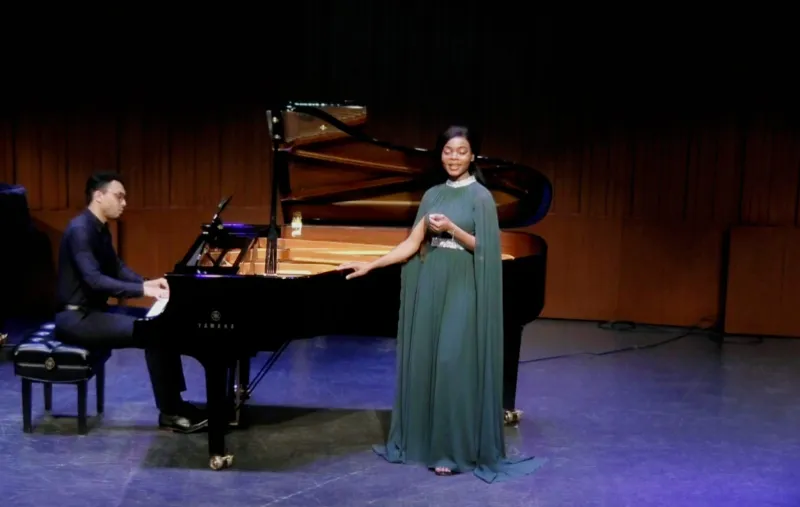 Marie France Koua en récital avec piano